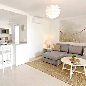  Apartamento Ground Floor With Private Garden, Charcos España